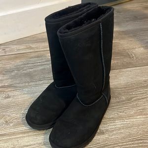 UGG Kids Boots. Size 6